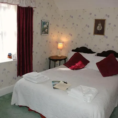 Guest house The At 4*