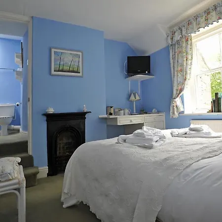 The At Guest house 4*